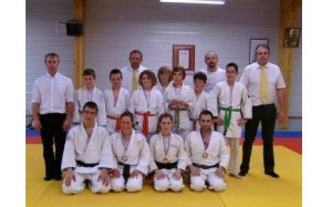 L'équipe Jujitsu championne du Morbihan