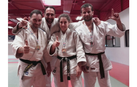 Jeunes et Vétérans médaillés !